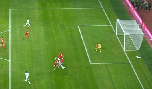 中超半场：国安0-0英博，阿奇姆彭造险，曹永竞染红