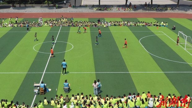石门五小5:0胜巴萨？ 背后真相引人深思