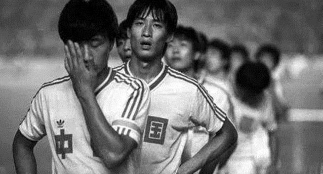 中国足球如果没有外力，08年以后就应该死掉了