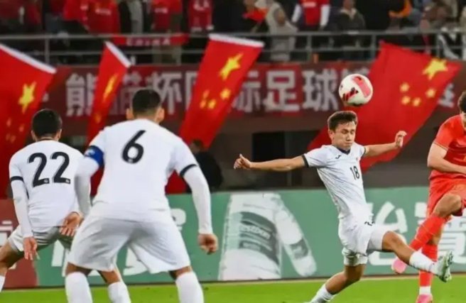 亚国联“凶相毕露”，国足当以保级为先！